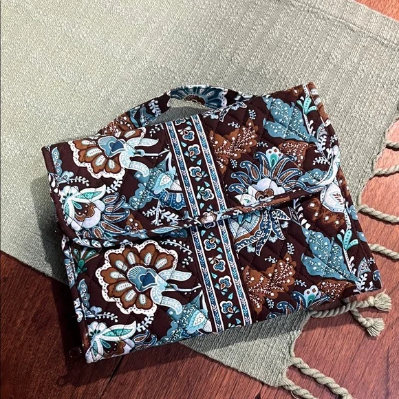 Vera Bradley Jewelry Bag in Retired Java Blue Pattern - Picture 1 of 6